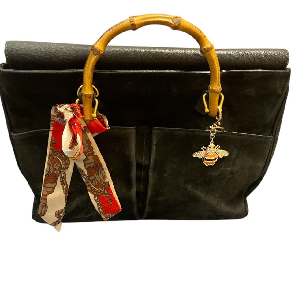 Elegant Black GUCCI Handbag with Bamboo Handle